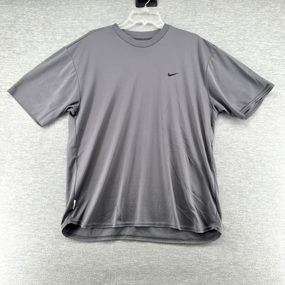 Nike Dri-Fit T-Shirt Mens Large Gray Short Sleeve Swoosh Performance Athletic